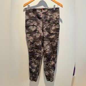 Spanx - Stretch Twill Cargo Jogger